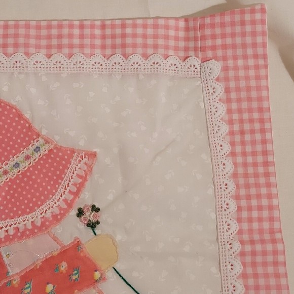 Set Of 2 Sunbonnet Sue Sam Handmade Pillow Covers Pink White Blue Brown 14 x 14 - Picture 8 of 16